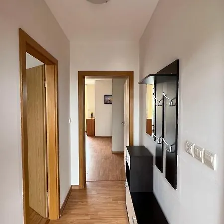 شقة Garden Of Eden Nk Modern C Apartments,