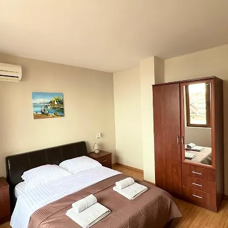 شقة Garden Of Eden Nk Modern C Apartments,