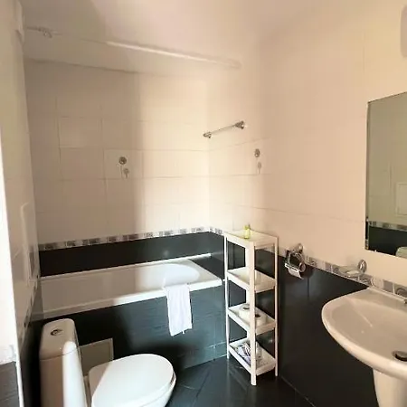 شقة Garden Of Eden Nk Modern C Apartments, *